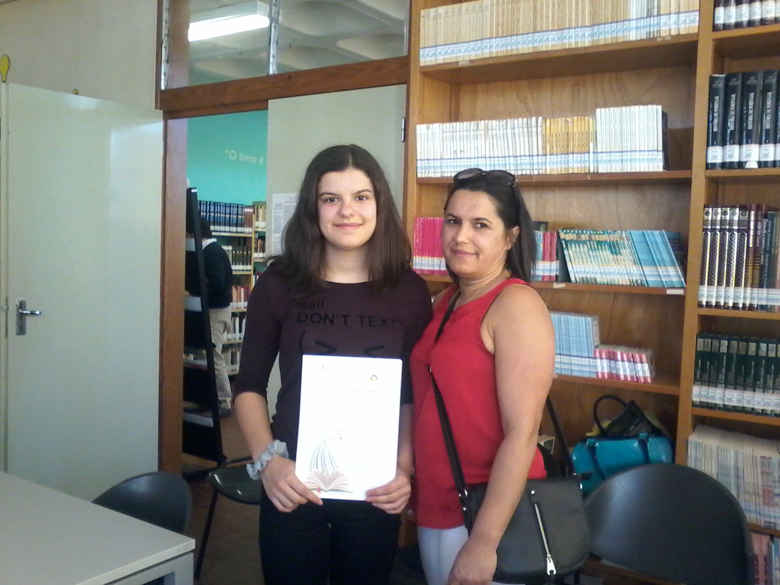 Letícia Gonçalves leva a Ribeira Brava de volta à Fase Regional no Triatlo Literário Letícia Gonçalves leva a Ribeira Brava de volta à Fase Regional no Triatlo Literário
