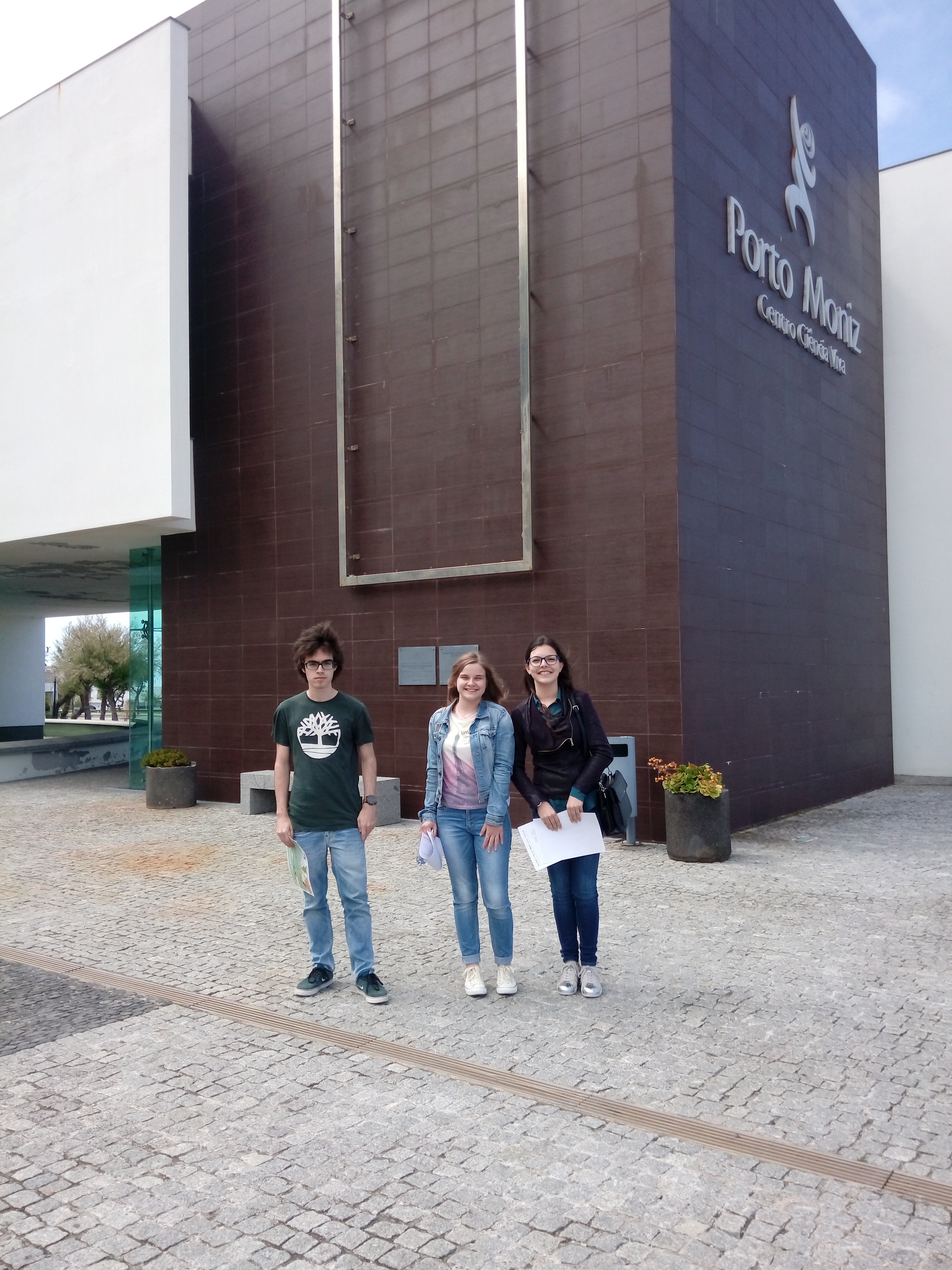 3 Alunos do 11º ano do Curso de Ciências e Tecnologias participaram sábado, dia 1 de abril, na 2ª eliminatória da 3ª edição das “Olimpíadas Portuguesas de Geologia”