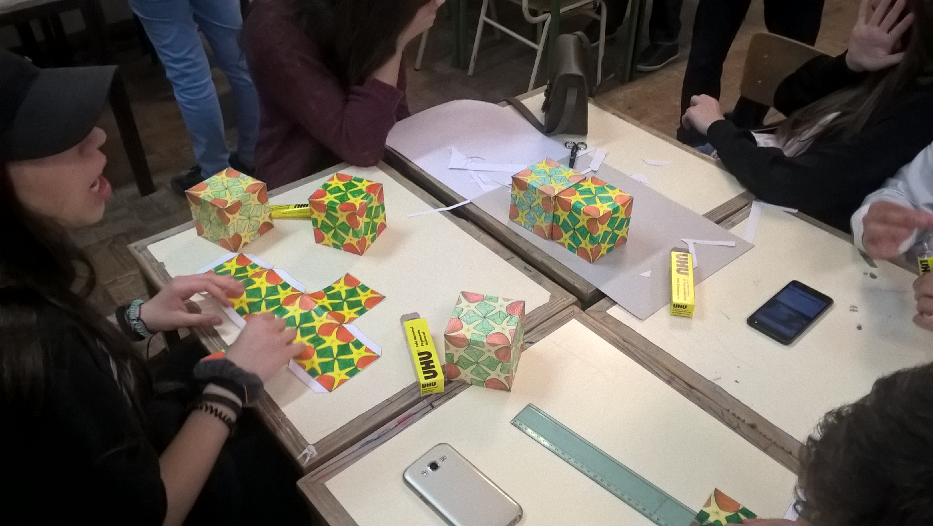 Exposição ESCHER – 3D Dia da Escola - G500 Matemática Exposição ESCHER – 3D Dia da Escola - G500 Matemática