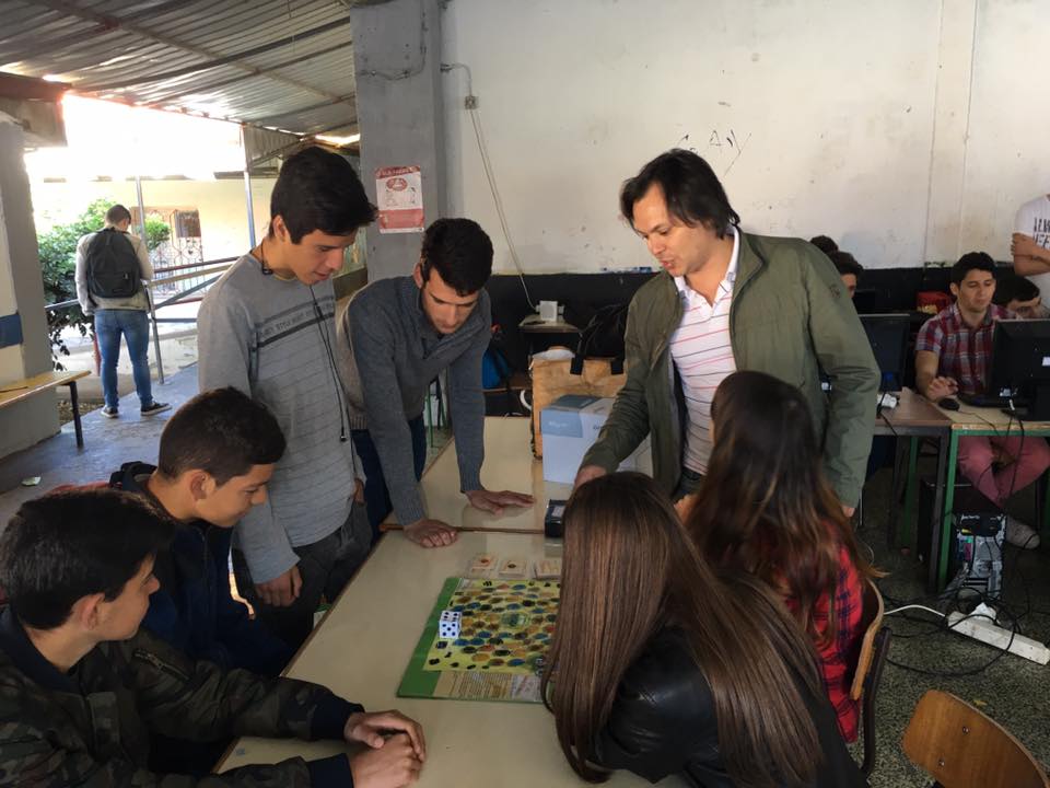 Ludo-Informática Ludo-Informática